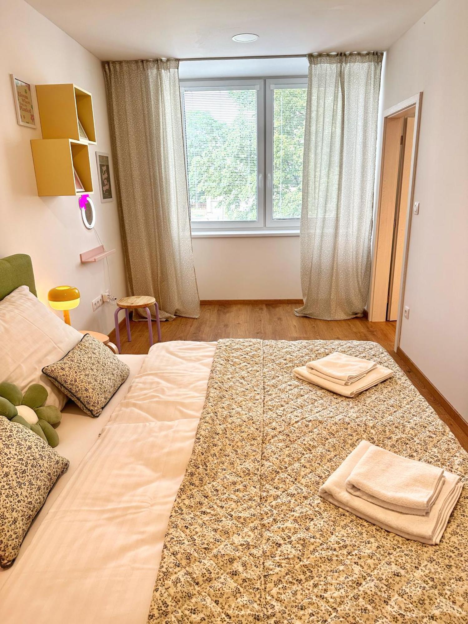 City Apartment I Trencin Bagian luar foto