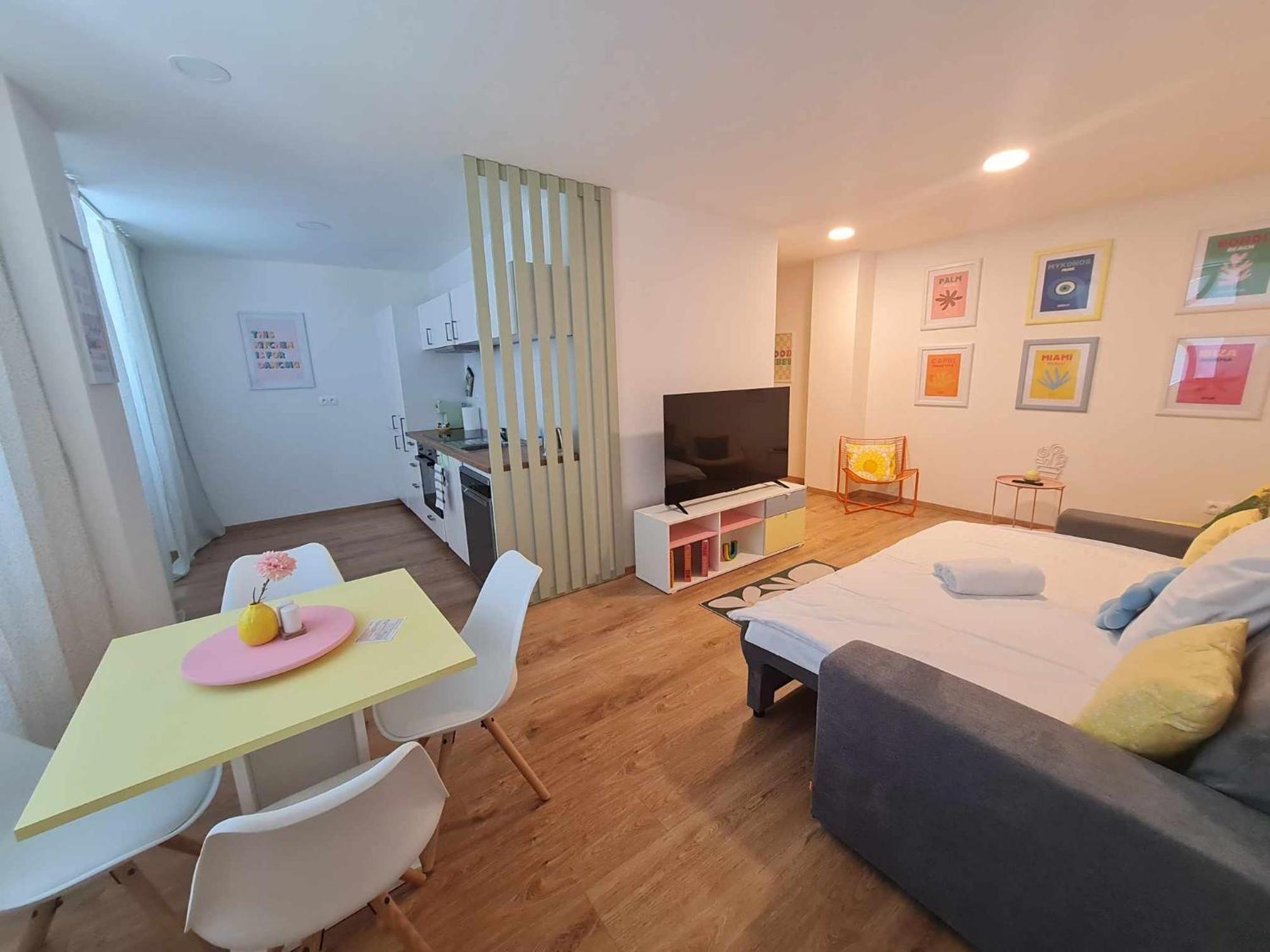 City Apartment I Trencin Bagian luar foto